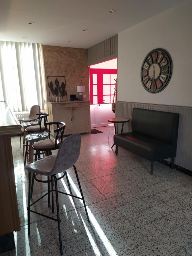 Gite De La Gare Varzy Esterno foto